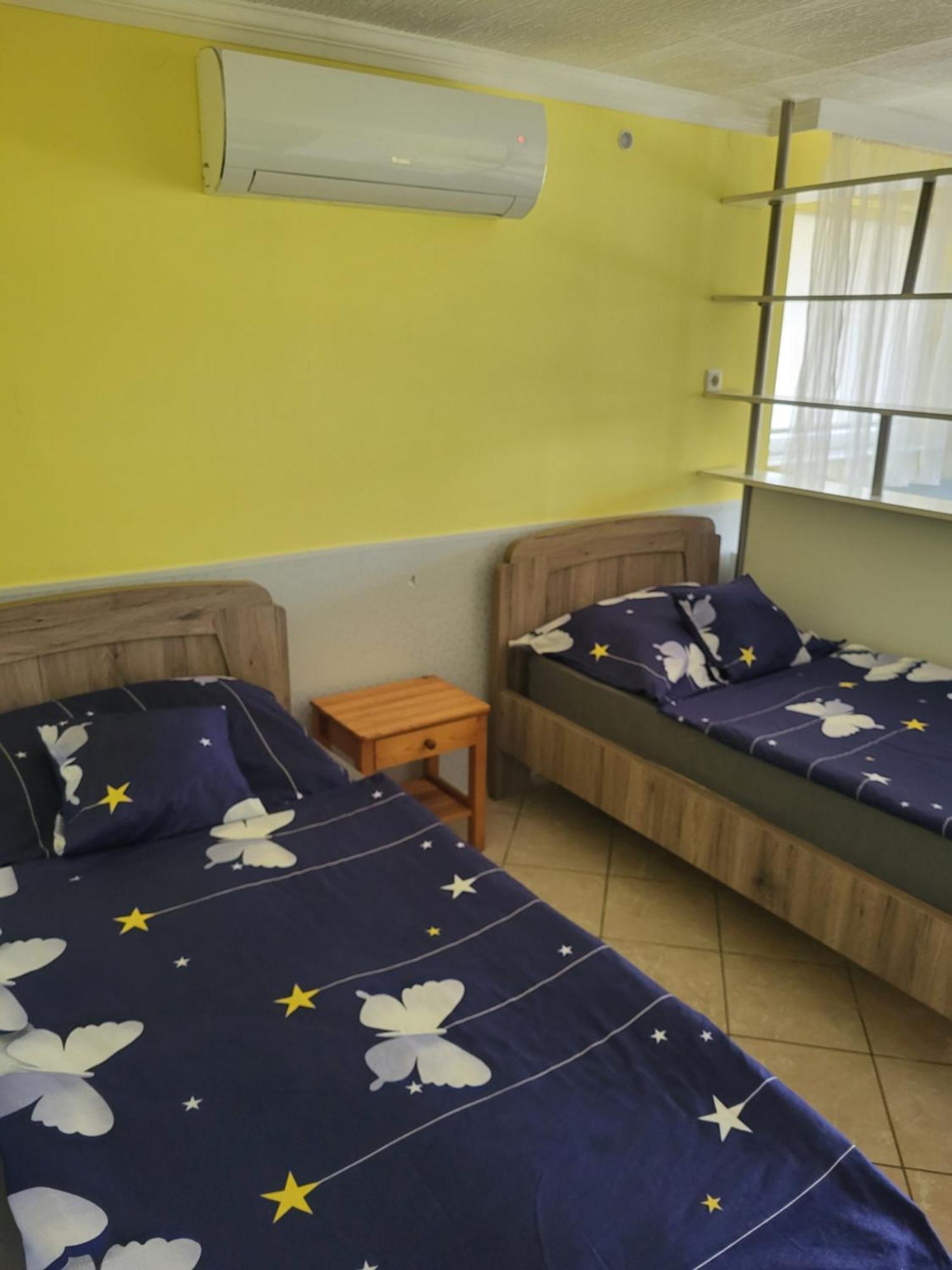 Napsugar Vendeghaz Apartment Tiszaújváros Cameră foto