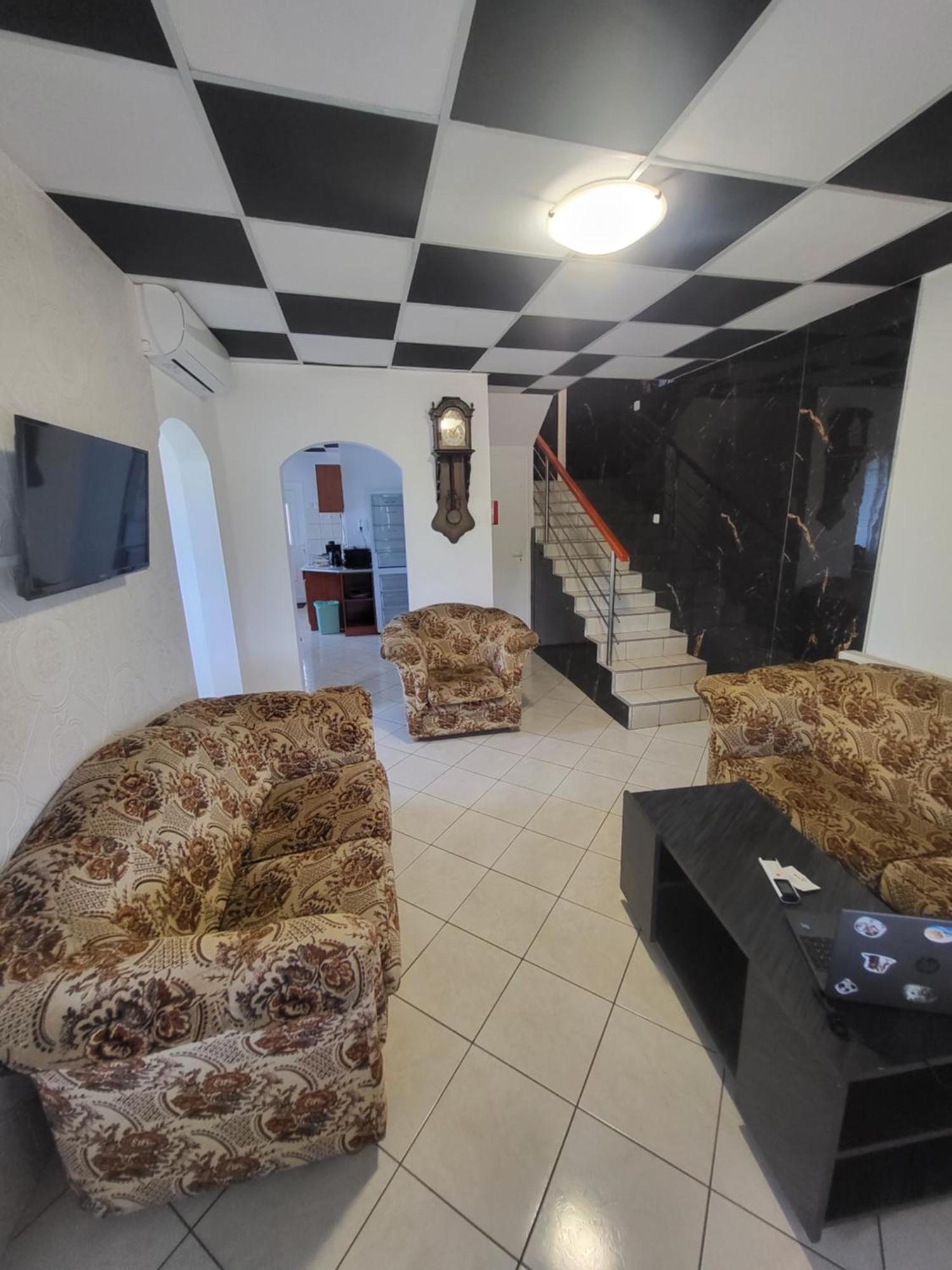 Napsugar Vendeghaz Apartment Tiszaújváros Cameră foto
